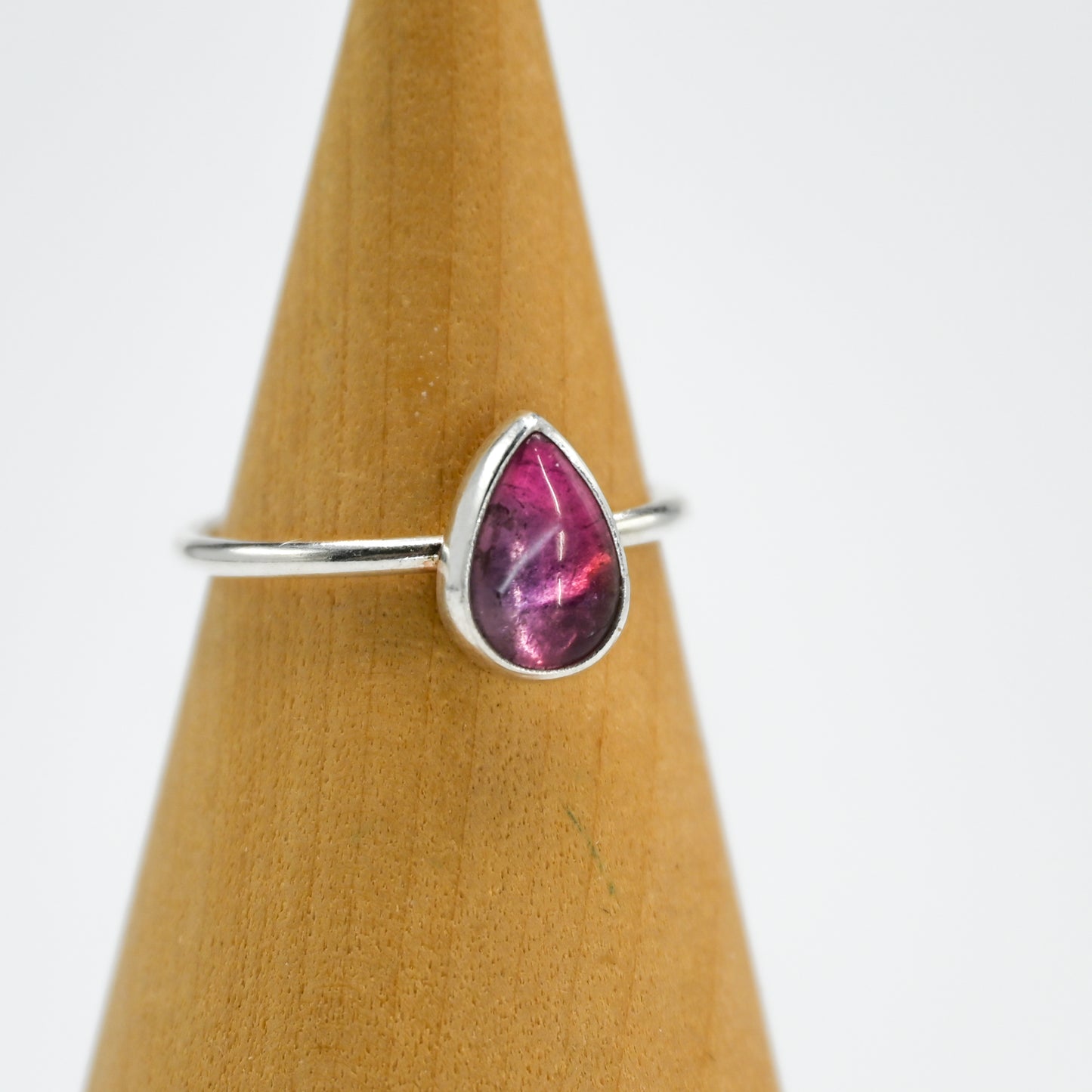 Bicolor tourmaline size 8