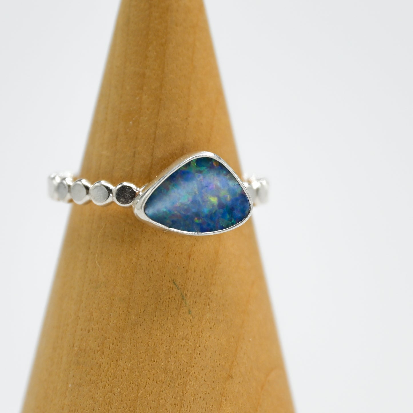 Horizontal Australian opal size 10.25