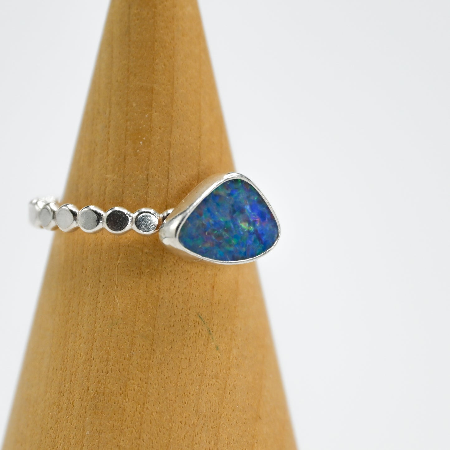 Horizontal Australian opal size 10.25