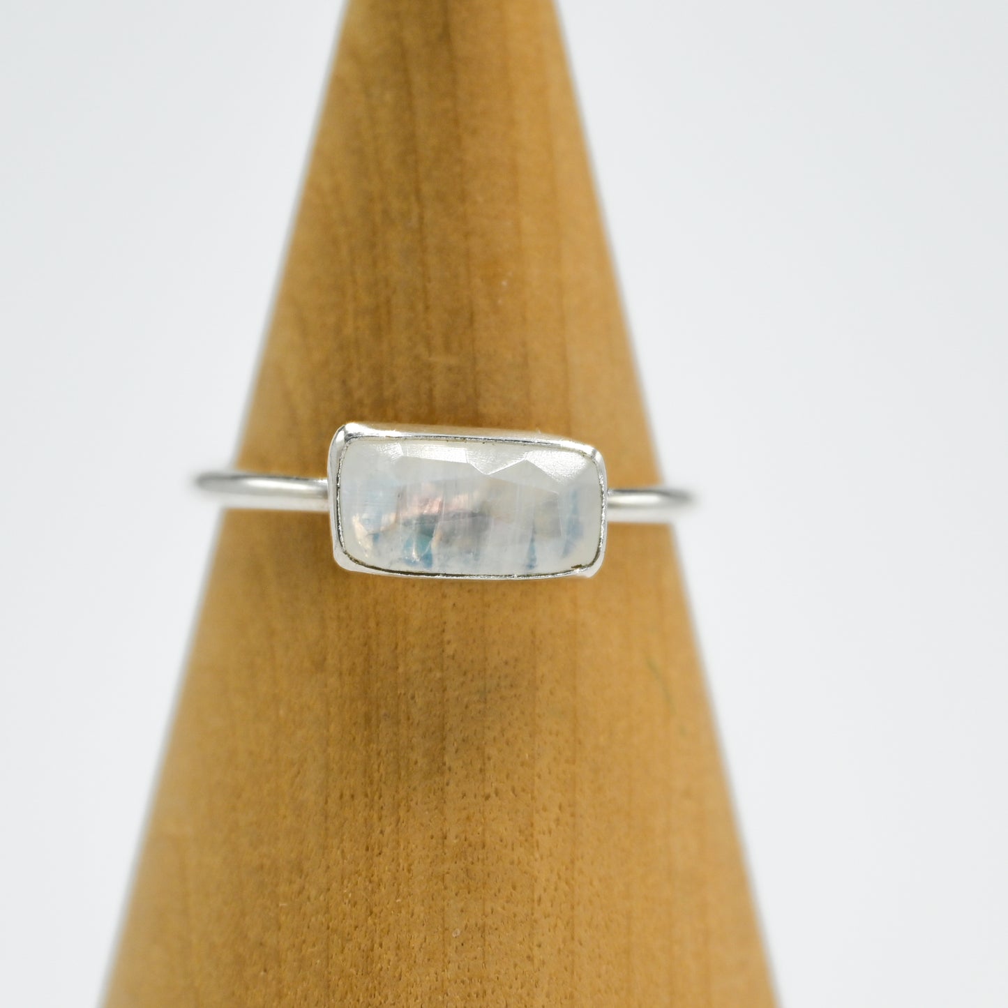 Horizontal rose cut moonstone size 10