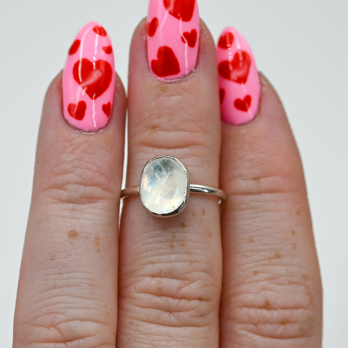 Rose cut moonstone size 5.25