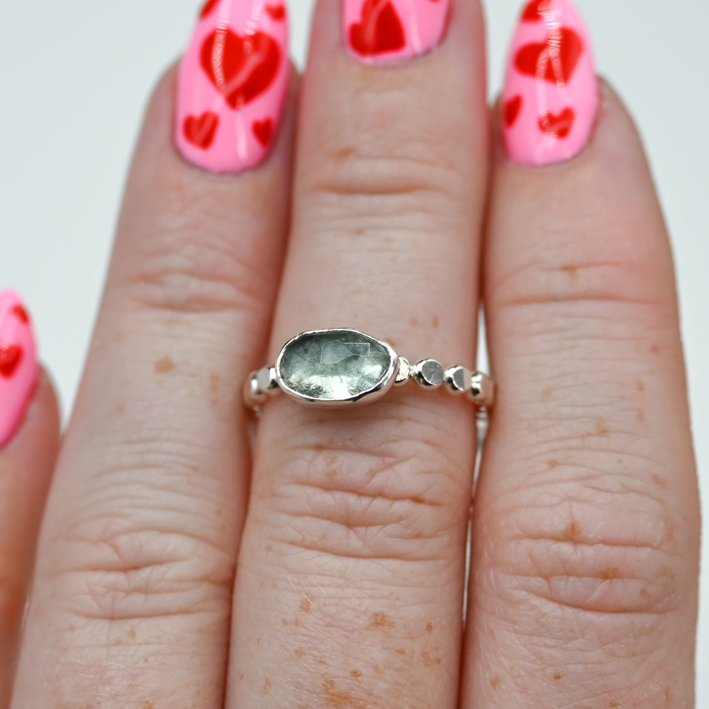 Horizontal rose cut moss aquamarine size 6.5