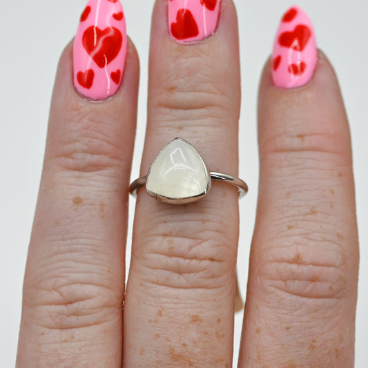 Trillion moonstone size 6.5