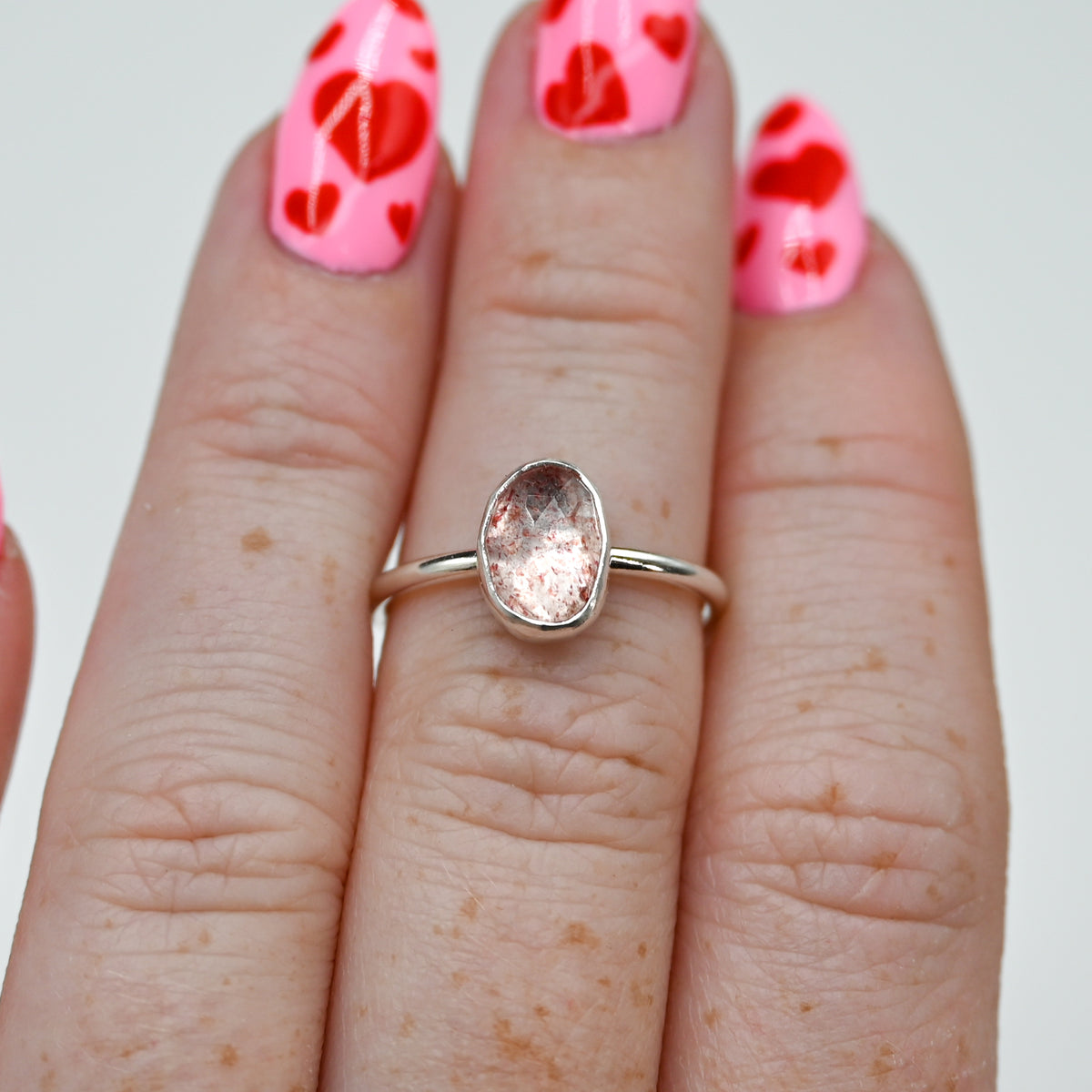Rose cut strawberry quartz size 6.5