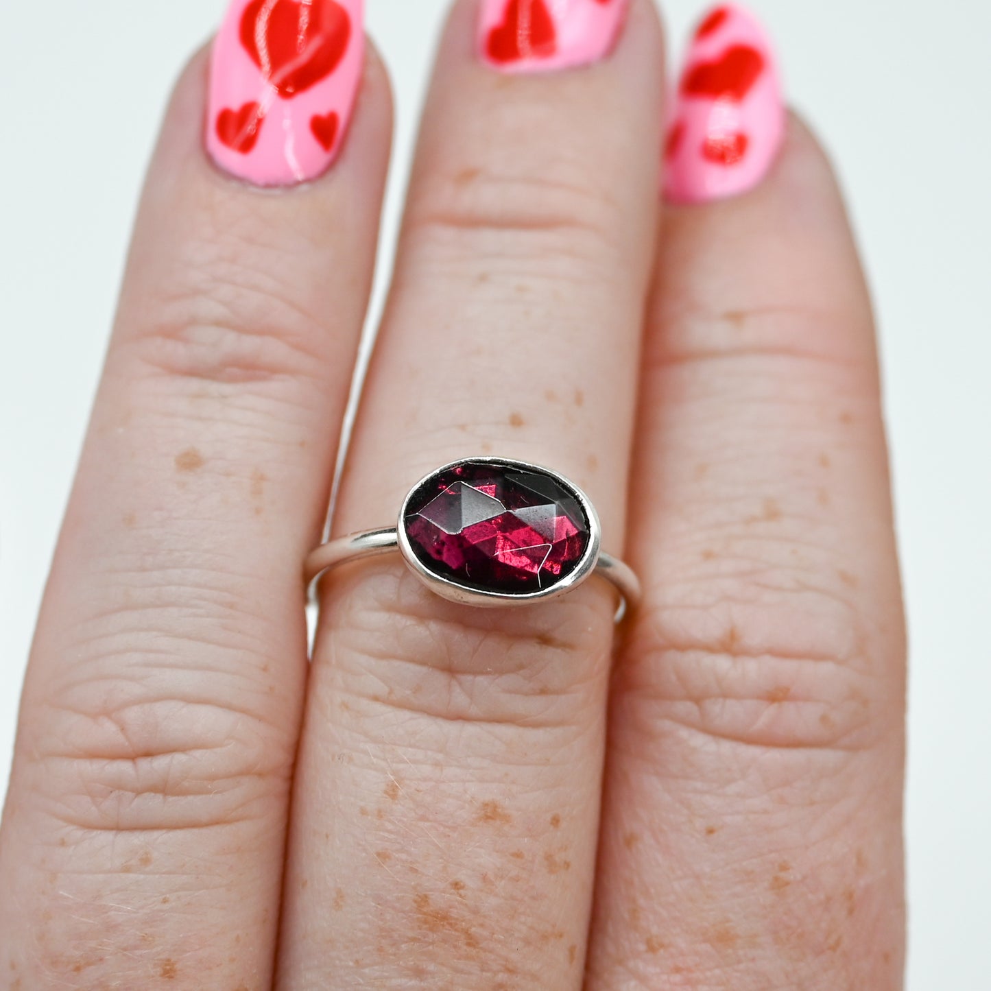 Horizontal rose cut rhodolite garnet size 7