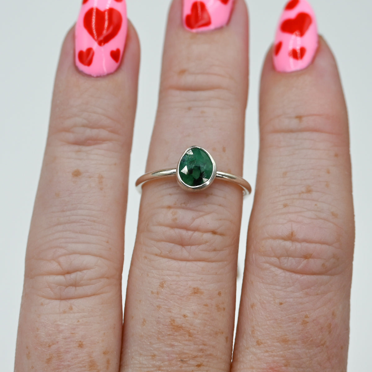 Rose cut emerald size 7