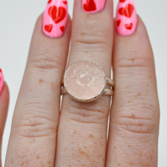 Flower carved rose quartz size 7.25