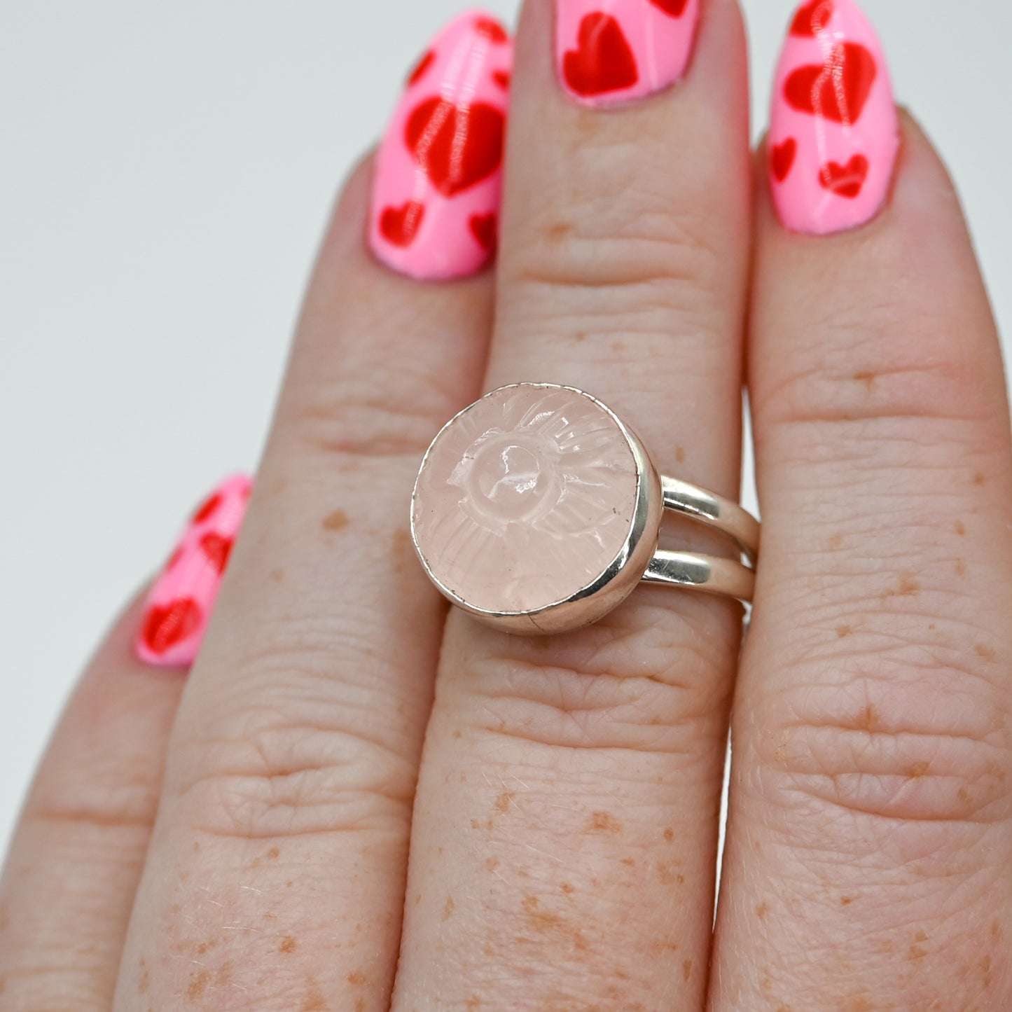 Flower carved rose quartz size 7.25
