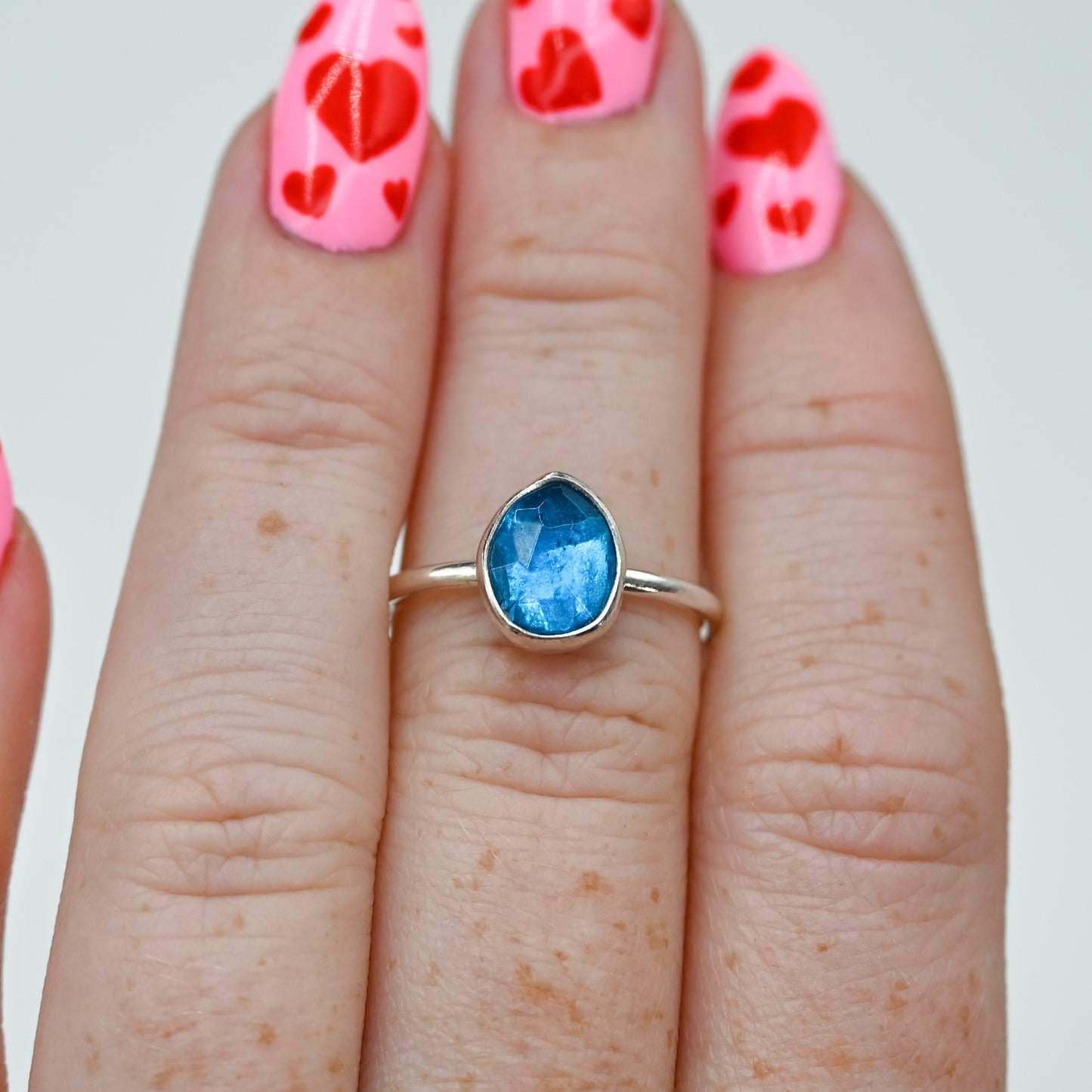 Rose cut neon blue apatite size 7.25
