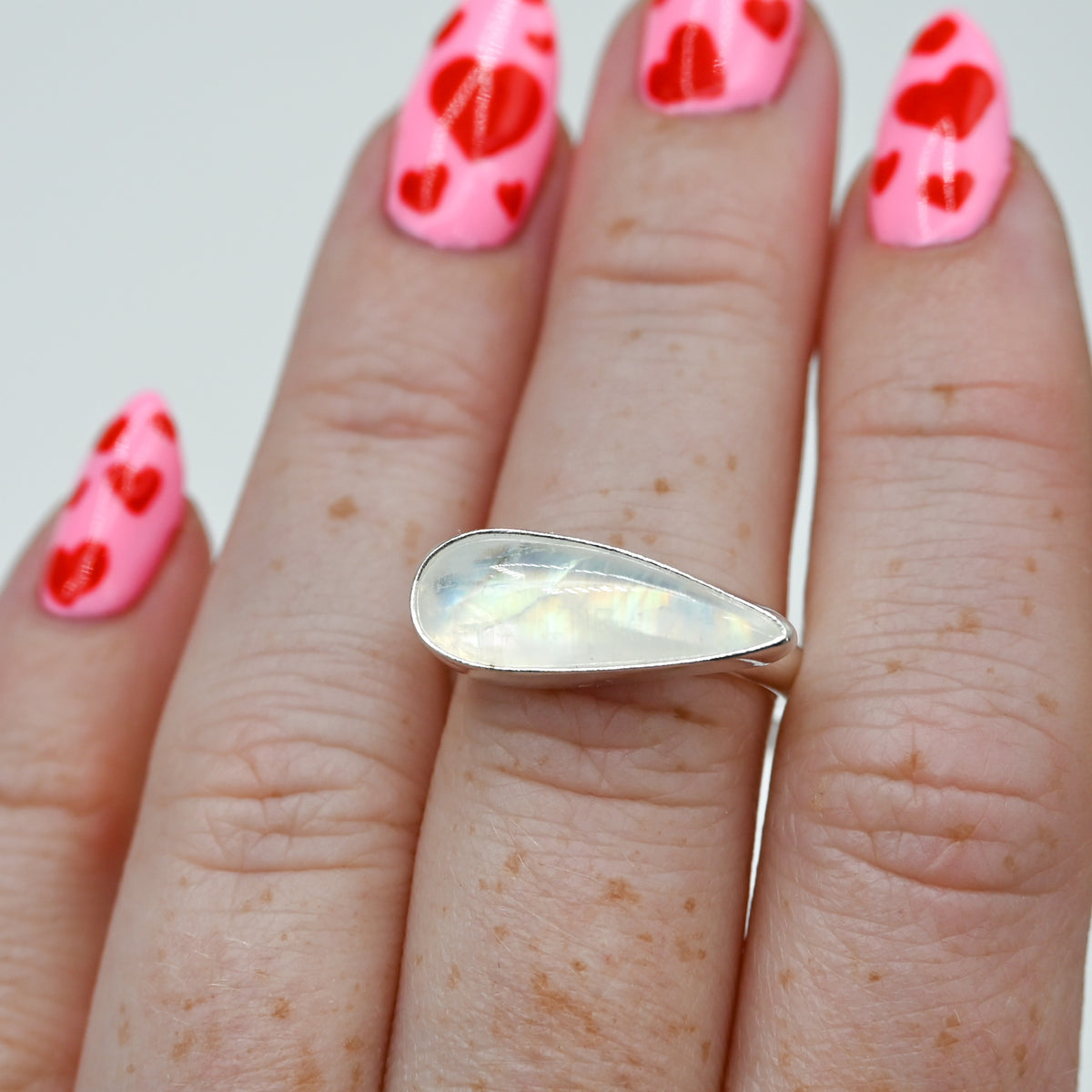 XL horizontal pear moonstone size 7.25