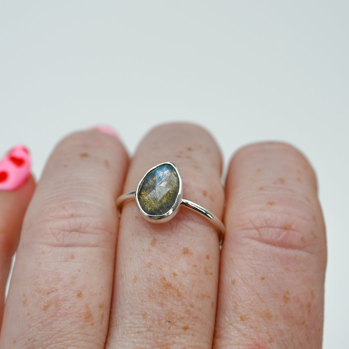 Rose cut labradorite size 7.25