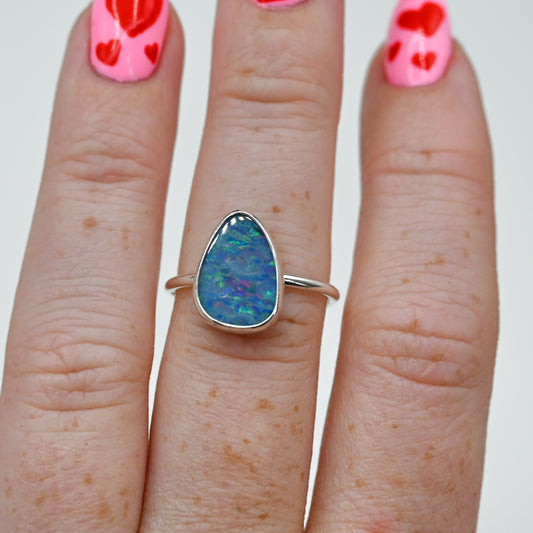Australian opal size 7.25
