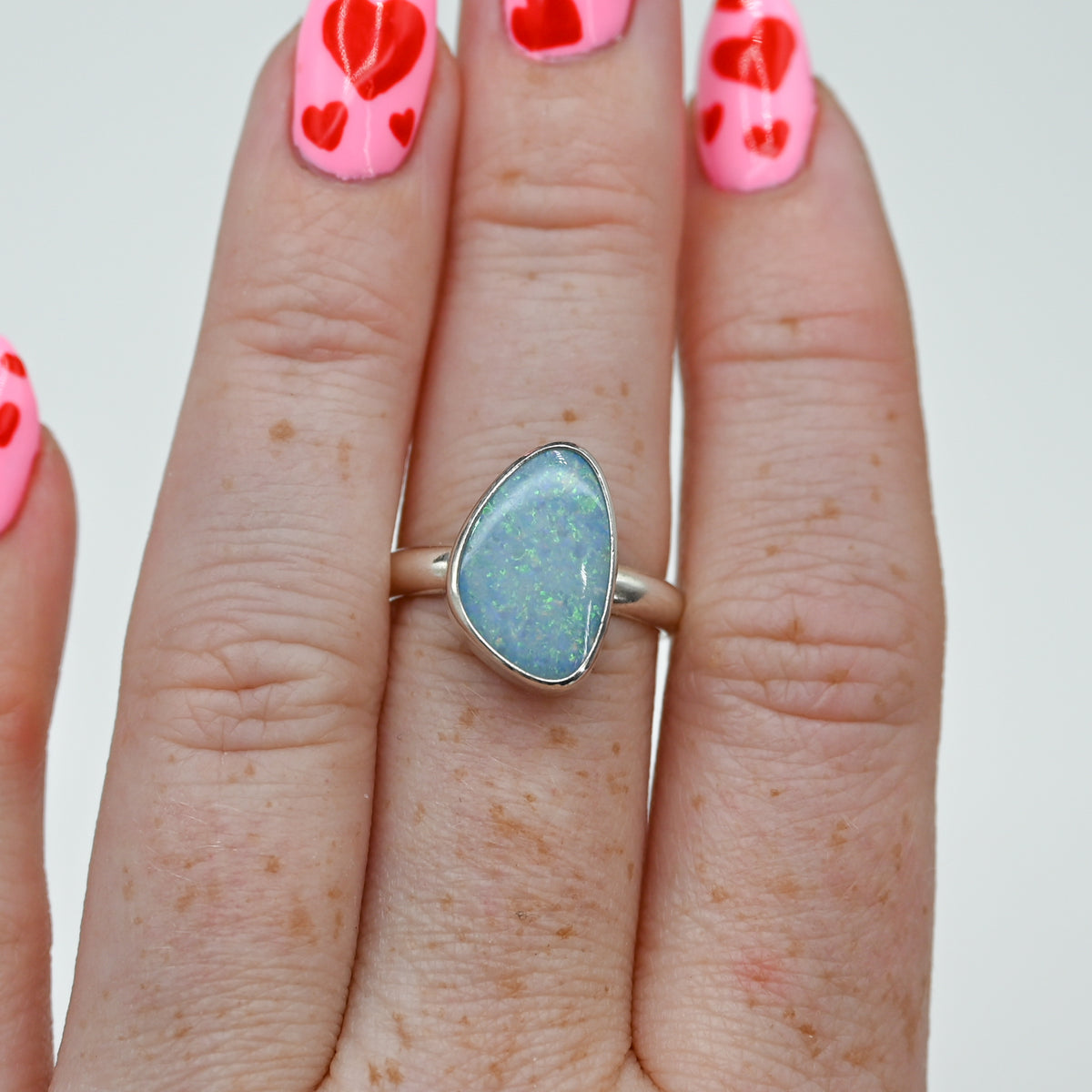 Australian opal size 7.25