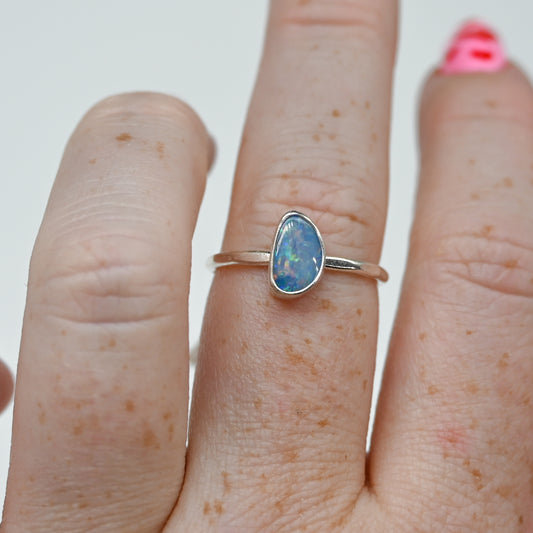 Australian opal size 7.5