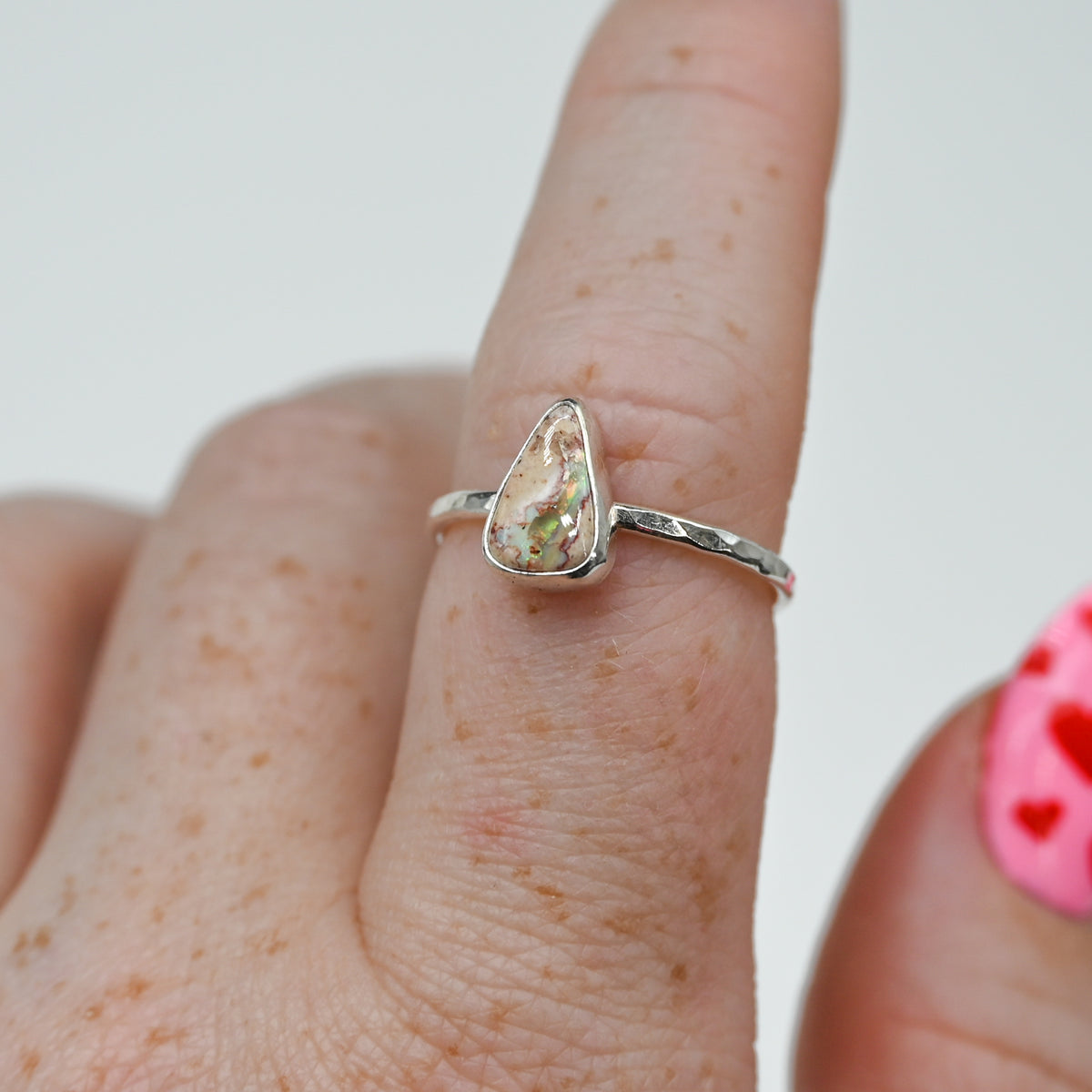 Mexican fire opal size 7.5
