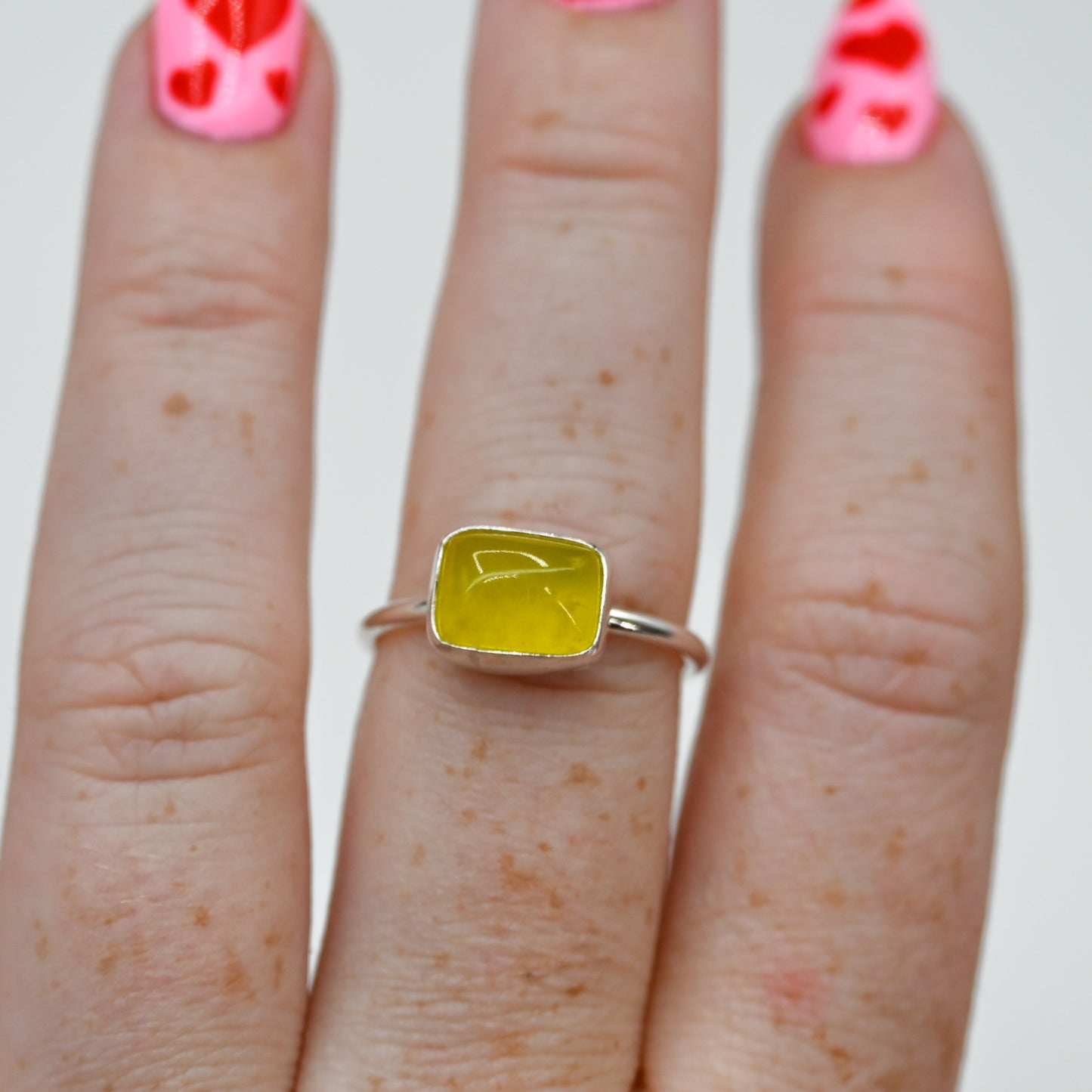 Horizontal vesuvianite size 7.5