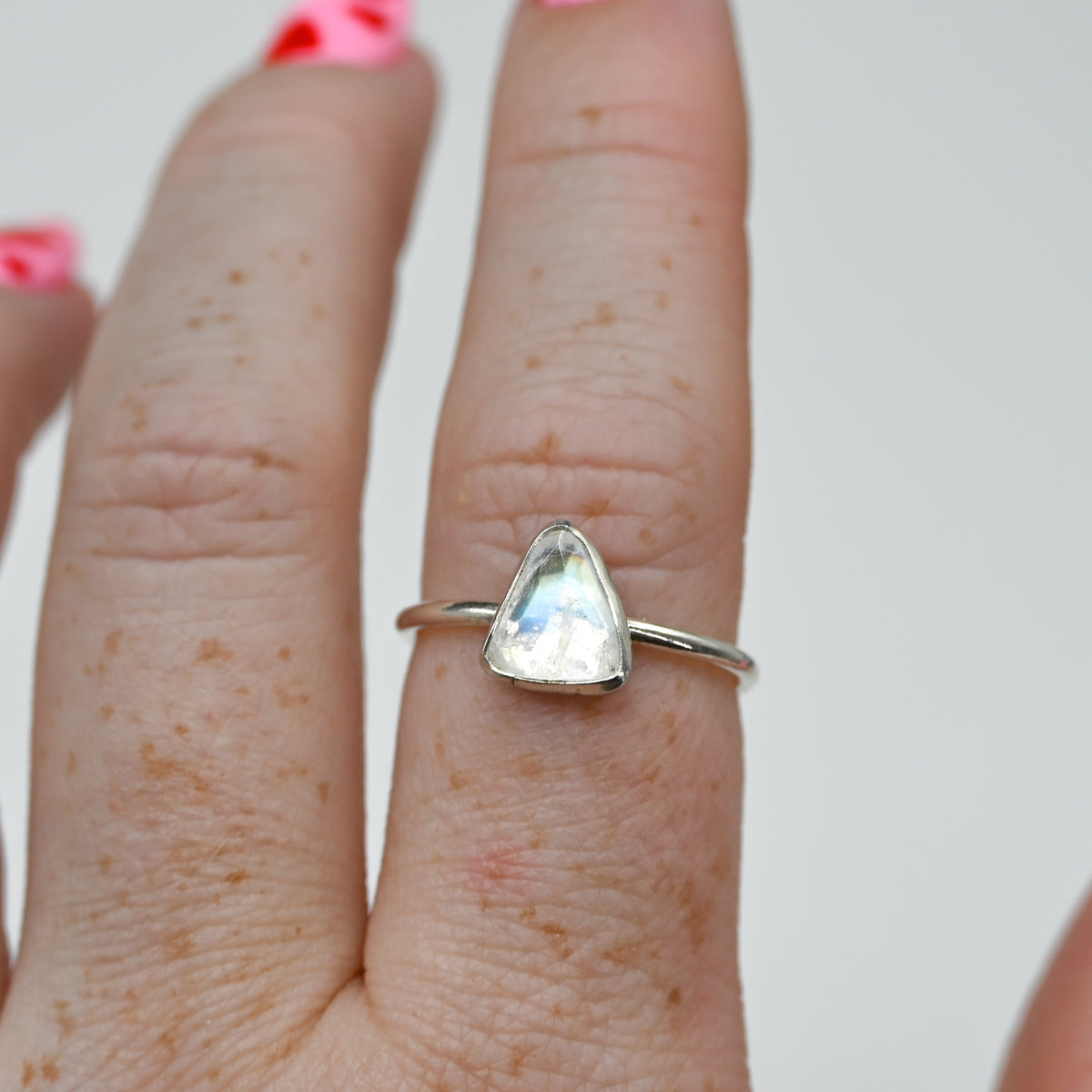 Rose cut moonstone size 8