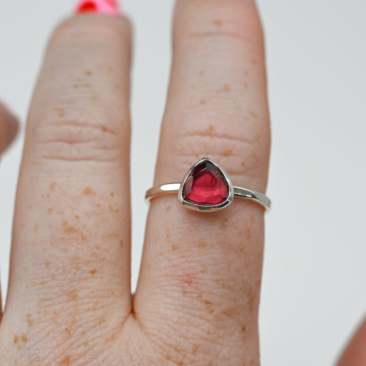 Rose cut garnet size 8