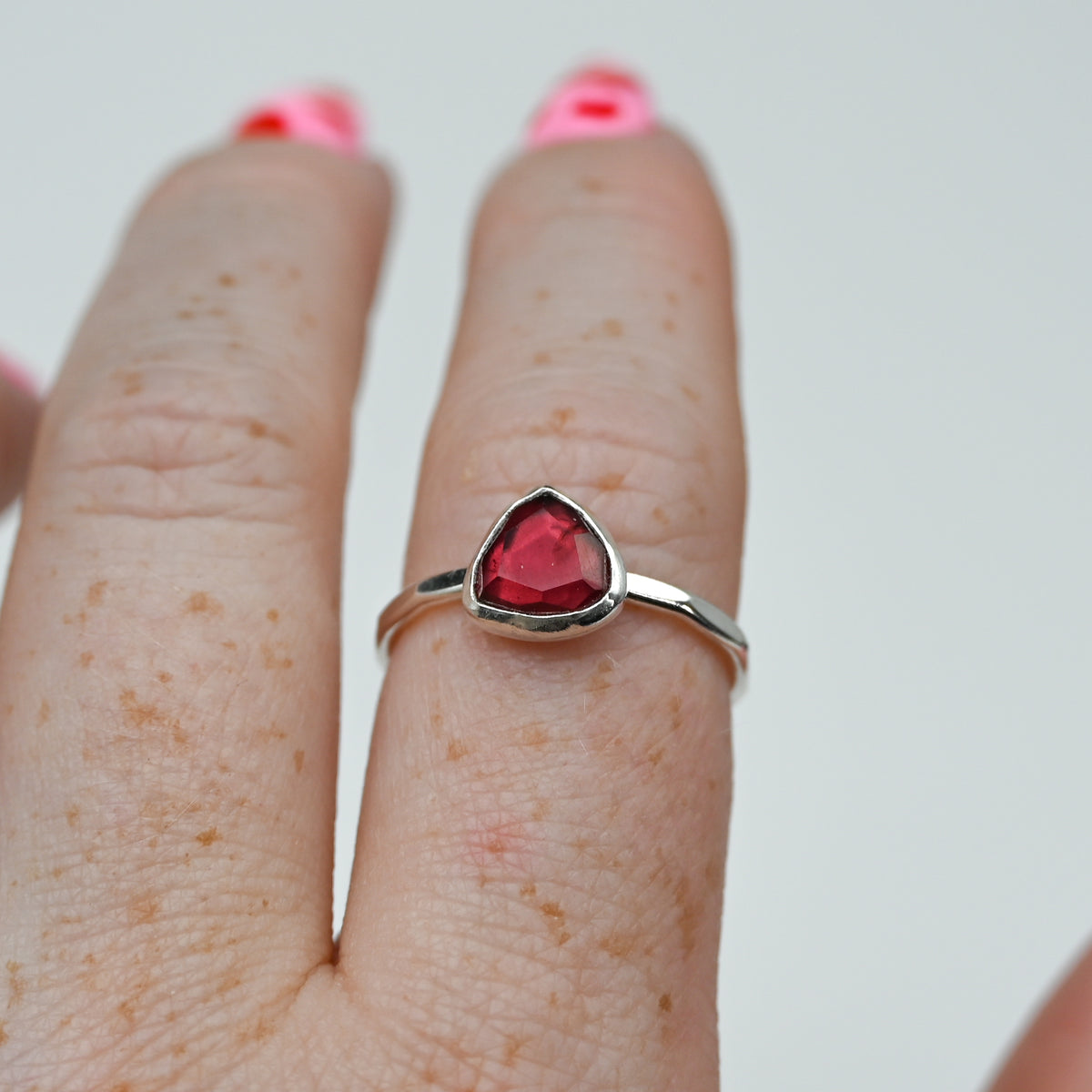 Rose cut garnet size 8
